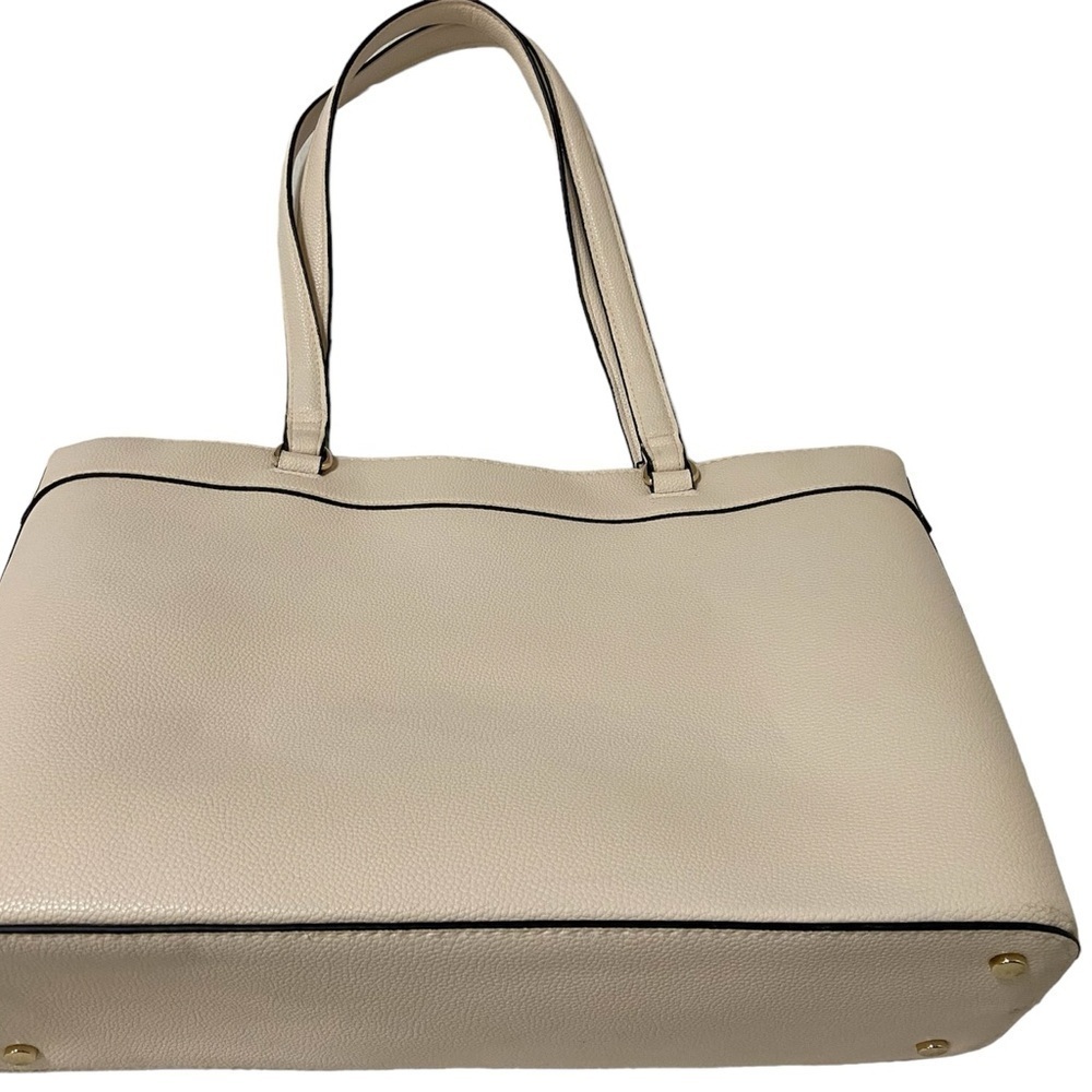 Jones of New York cream large handbag really good shape $60 - Picture 2 of 8